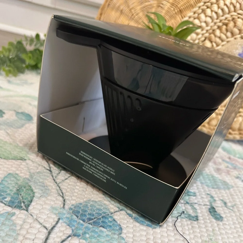 Starbucks Black Pour Over Set